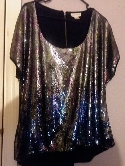 Belle Du Jour Tops - Beautiful belle du tour sequins top